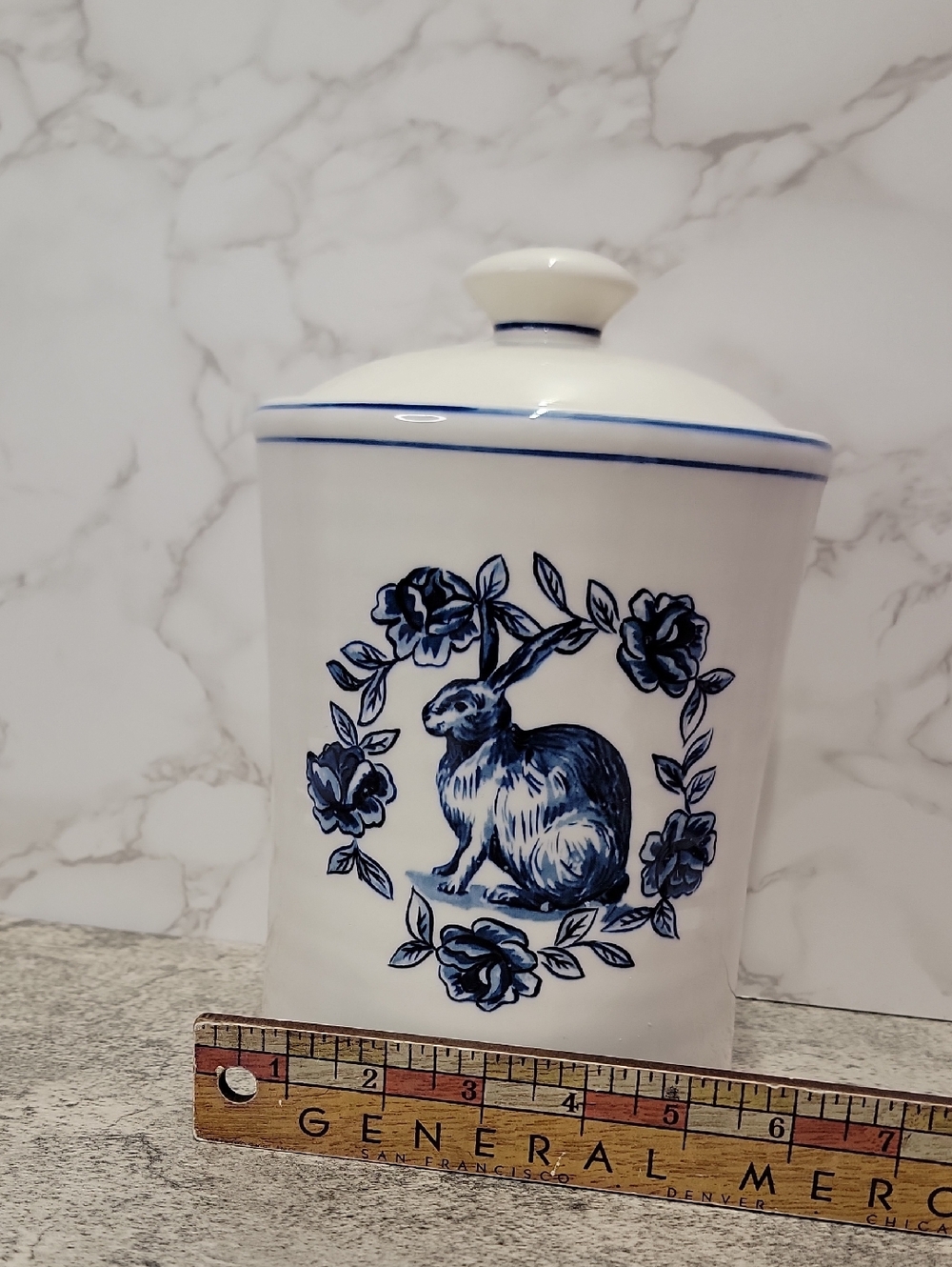 Anthropologie Molly Hatch Bunny Rabbit Canister Cookie Jar - Picture 6 of 6